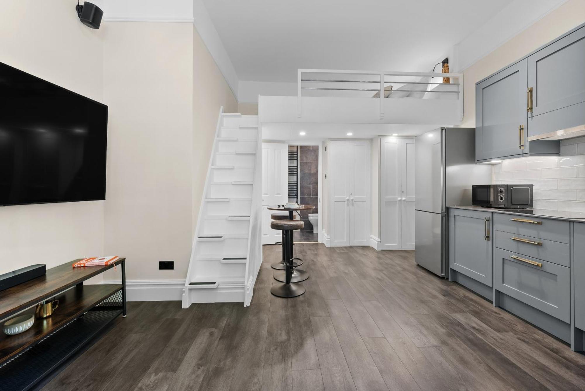 Vichy - The Hampstead Star | Prime Location Appartement Londen Buitenkant foto