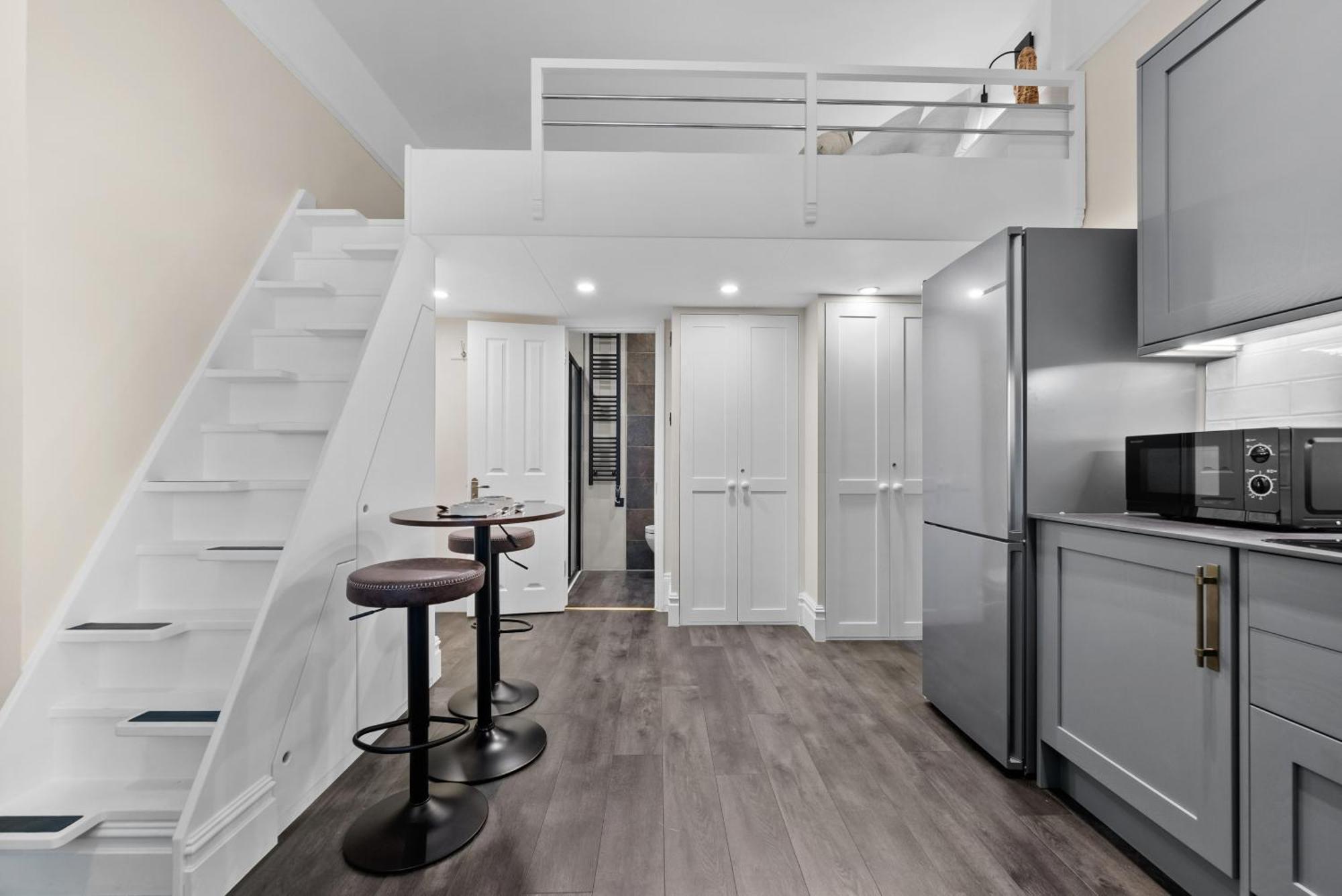 Vichy - The Hampstead Star | Prime Location Appartement Londen Buitenkant foto