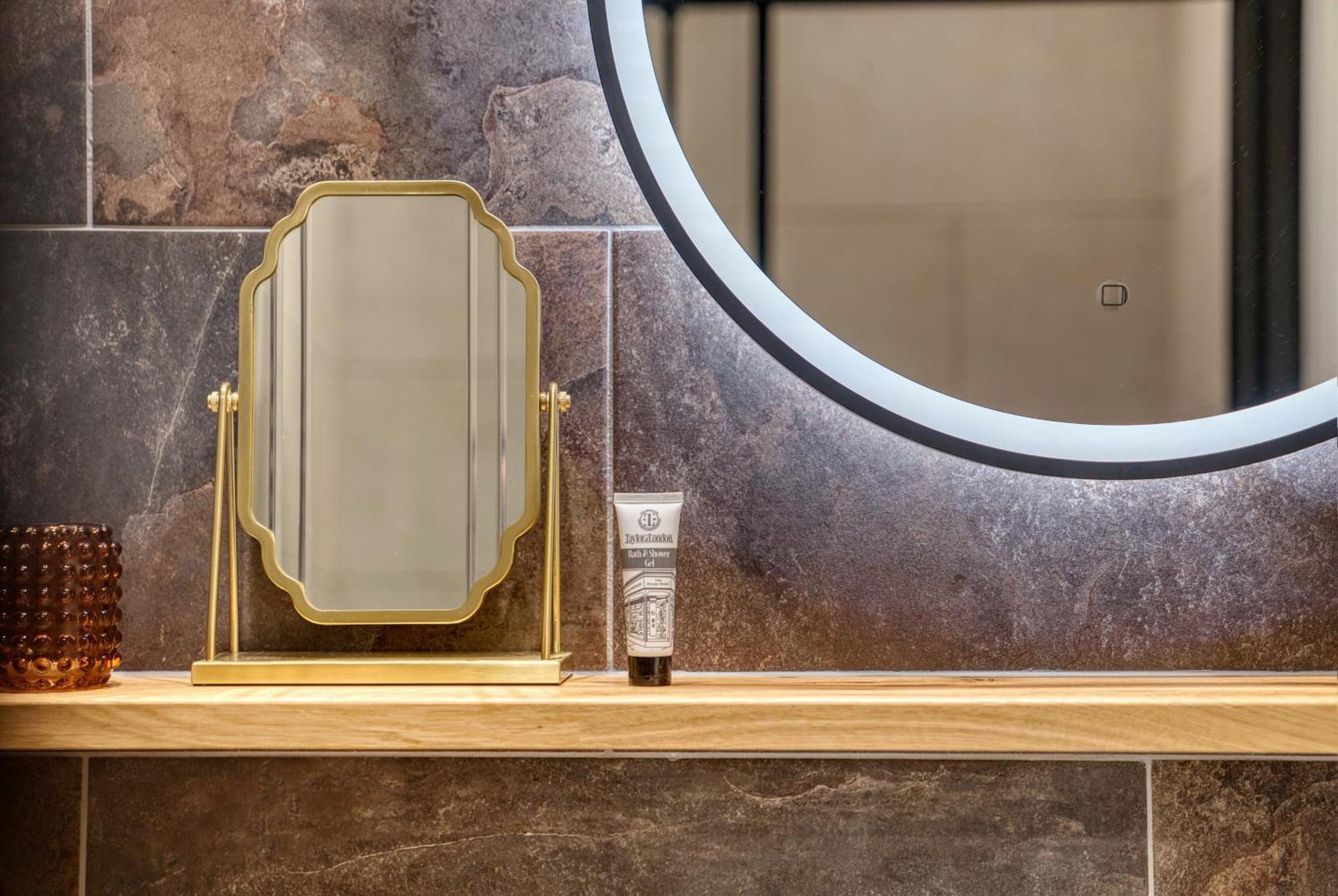 Vichy - The Hampstead Star | Prime Location Appartement Londen Buitenkant foto